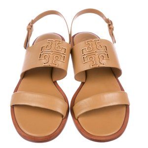 Tory Burch Flat Sandals in Cream